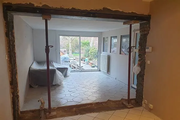 Création d'une ouverture dans un mur porteur pour lier la cuisine à la salle à manger, Villeneuve-d'Ascq, PILIA